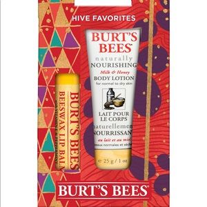 Nwt Burt’s Bees Beeswax Peppermint lip balm set